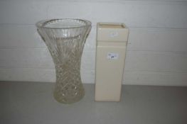 LARGE CLEAR CUT GLASS VASE TOGETHER WITH A FURTHER SQUARE FORMED CERAMIC VASE (2)