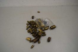 COLLECTION OF VARIOUS SMALL BRASS WEIGHTS