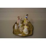 TRAY VARIOUS ASSORTED 20TH CENTURY FIGURINES TO INCLUDE A ROYAL DOULTON 'SNOW WHITE'