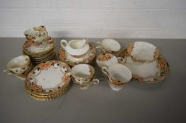 QUANTITY OF EARLY 20TH CENTURY LYON PATTERN TEA WARES