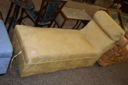 PALE YELLOW UPHOLSTERED SMALL CHAISE LONGUE/OTTOMAN 145CM LONG
