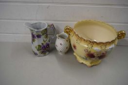 MIXED LOT COMPRISING A FLORAL PATTERN JARDINIERE PLUS FURTHER VASE AND JUG