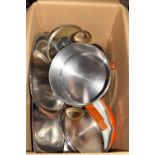 BOX OF KITCHEN WARES