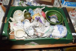 ONE BOX MIXED HOUSEHOLD CHINA WARES TO INCLUDE TEA WARES, VASES ETC
