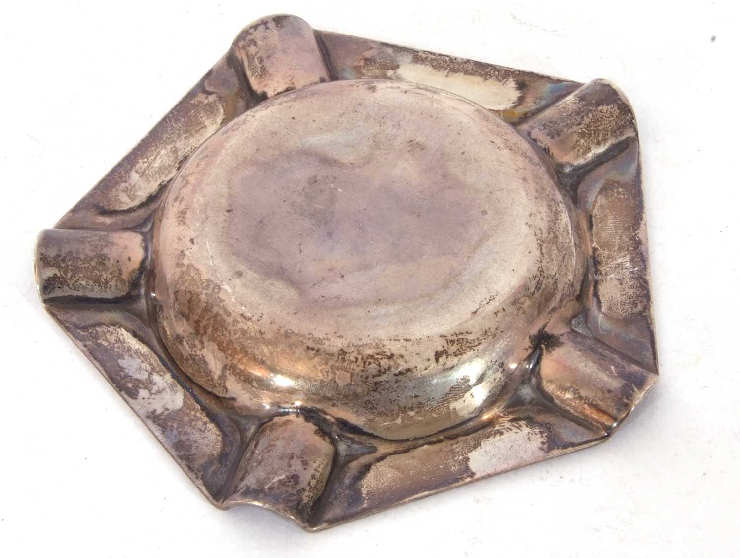 George VI ashtray of hexagonal form, commercial presentation inscription to centre, 11.5cm diam, - Image 2 of 3