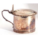 William IV silver drum mustard of typical form with gadrooned and reeded applied rim, the hinged