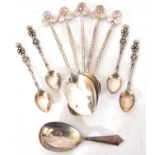 Cased set of six Elizabeth II fruit spoons in Art Deco taste with stylised handles and egg shaped