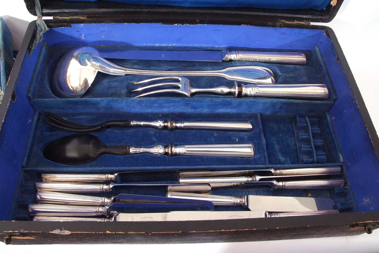 Cased set of Victorian period French silver plated flatwares by Christofle in double struck Fiddle - Image 5 of 6