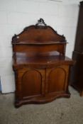 VICTORIAN MAHOGANY CHIFFONIER WITH SHAPED BACK OVER A SERPENTINE FRONT BODY WITH TWO PANELLED