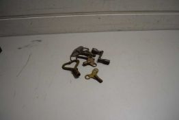 BOX OF VARIOUS WATCH KEYS