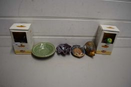 COLLECTION OF VARIOUS WADE ITEMS TO INCLUDE PIE FUNNELS, HEDGEHOG ORNAMENTS, ASHTRAYS ETC