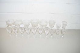 MIXED LOT VARIOUS GLASSWARES