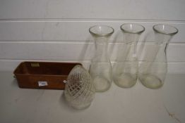 MIXED LOT OF GLASS LITRE BOTTLES AND A GLASS LIGHT SHADE AND A SMALL COPPER PLANTER