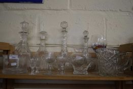 MIXED LOT OF DECANTERS, DRINKING GLASSES ETC
