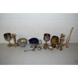 MIXED LOT: VARIOUS SILVER PLATED WARES