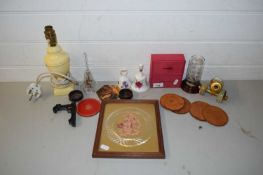 MIXED LOT: VARIOUS ITEMS TO INCLUDE TABLE BELLS, GLASS MODEL SHIP, TABLE LAMP ETC