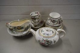 MIXED LOT OF TEA WARES TO INCLUDE AYNSLEY PEMBROKE