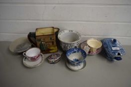 VARIOUS CERAMICS TO INCLUDE ROYAL DOULTON JUG 'THE WHITE HART INN' FROM PICKWICK PAPERS, SMALL