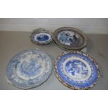 MIXED LOT VARIOUS VICTORIAN AND LATER DECORATED PLATES AND BOWLS