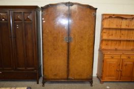 LARGE EARLY 20TH CENTURY BURR WALNUT VENEERED DOUBLE DOOR WARDROBE, 200CM HIGH