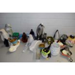 LARGE COLLECTION VARIOUS PENGUIN ORNAMENTS AND RELATED ITEMS TO INCLUDE ART GLASS EXAMPLES