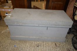 GREY PAINTED PINE TOOL CHEST, 110CM WIDE