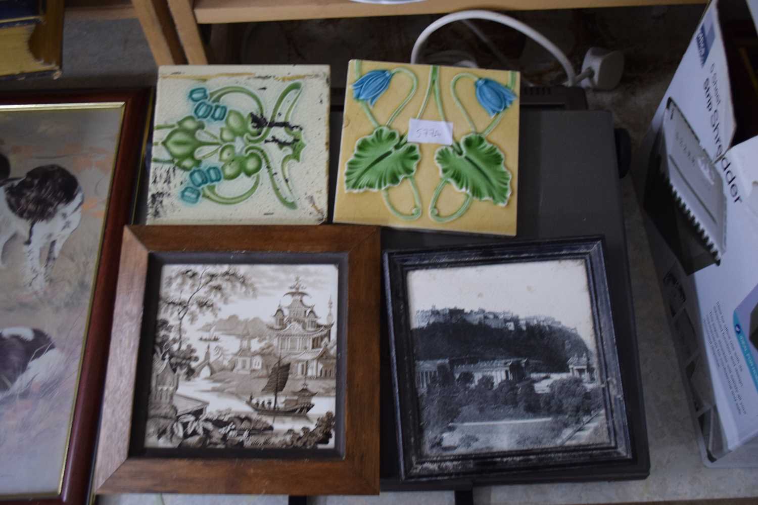 MIXED LOT FIVE VARIOUS VICTORIAN AND LATER TILES TO INCLUDE SOME WITH PHOTOGRAPHIC PRINT