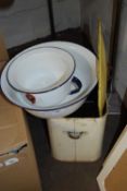 MIXED LOT COMPRISINGN AN ENAMEL BREAD BIN AND OTHER ENAMEL ITEMS