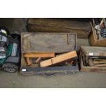 WOODEN TOOLBOX CONTAINING BLOCK PLANES