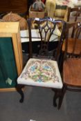 SMALL MAHOGANY FRAMED EDWARDIAN SIDE CHAIR WITH TAPESTRY SEAT