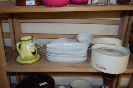 MIXED LOT VARIOUS ASSORTED CERAMICS TO INCLUDE SPODE SEPTEMBER TEA CUP AND SAUCER AND OTHER MIXED