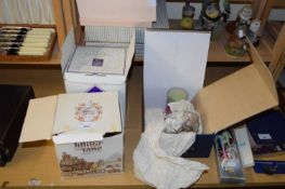 MIXED LOT BOXED GLASS BOWLS AND LILLIPUT LANE MODELS