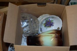 BOX OF CHINA AND GLASS