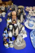 MIXED LOT COLLECTABLE PENGUIN MODELS TO INCLUDE 'THE LLADRO COLLECTION'
