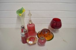 MIXED LOT VARIOUS COLOURED GLASS WARES TO INCLUDE CRANBERRY GLASS SUGAR SIFTERS, RUBY GLASS BRANDY