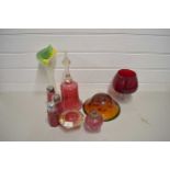 MIXED LOT VARIOUS COLOURED GLASS WARES TO INCLUDE CRANBERRY GLASS SUGAR SIFTERS, RUBY GLASS BRANDY