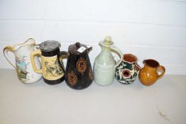 MIXED LOT COMPRISING VARIOUS VICTORIAN JUGS, TORQUAY WARE VASE AND OTHER ITEMS