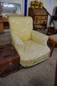 VICTORIAN DEEP SEATED ARMCHAIR (NO MAKERS LABEL APPARENT)