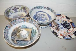 MIXED LOT VARIOUS VICTORIAN PEDESTAL BOWLS, IRONSTONE MEAT PLATE ETC