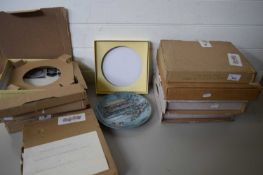 QUANTITY OF MODERN CHINESE COLLECTORS PLATES