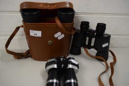 QUANTITY OF BINOCULARS, ONE IN LEATHER CASE
