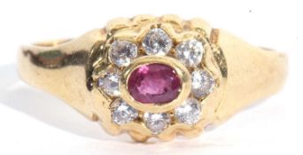 18ct gold white and red stone cluster ring, size O