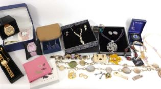 Quantity of modern costume jewellery to include boxed Abraxas earrings, Sno of Sweden necklace,