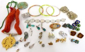 Box of costume jewellery to include bangles, buckles, earrings etc