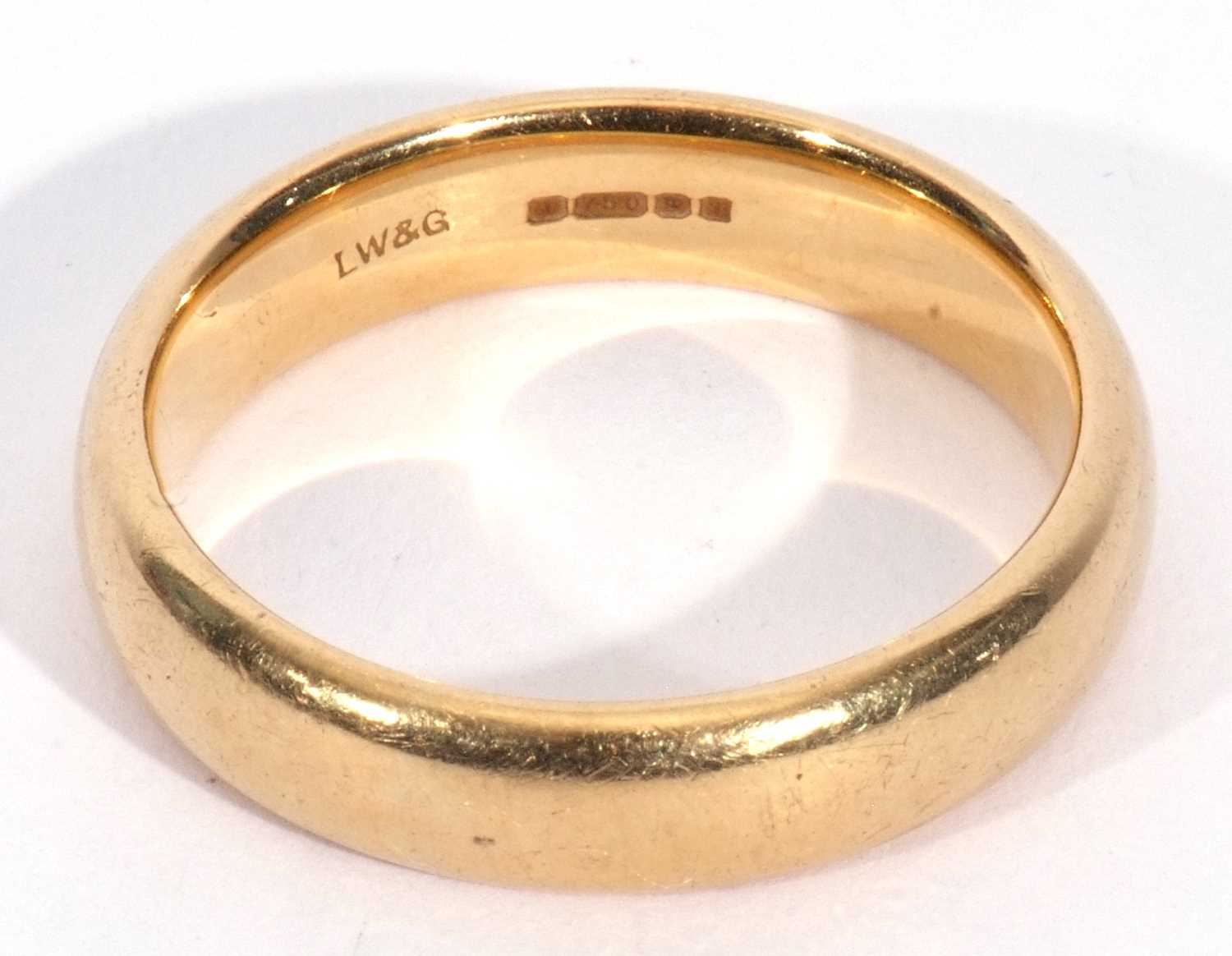 Large 18ct gold ring of plain polished design, maker's mark Lawson Ward & Gammage, 14.4gms, size - Image 4 of 4
