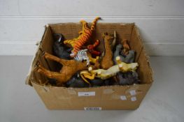 BOX OF PLASTIC TOY DINOSAURS AND ANIMALS