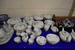 LARGE QUANTITY OF GERMAN FRANCONIA FLORAL PATTERN TABLE WARES
