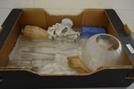 BOX OF VARIOUS OIL LAMP CHIMNEYS AND GLASS LIGHT SHADES