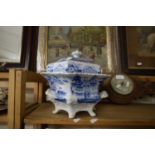 BLUE AND WHITE INDIA TEMPLE PATTERN COVERED TUREEN