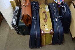 MIXED LOT VARIOUS SUITCASES AND BRIEFCASES